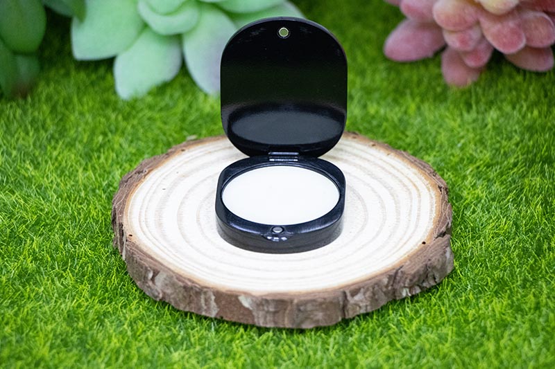 Luxury Refillable Solid Perfume in Flip-Top Zamak Case