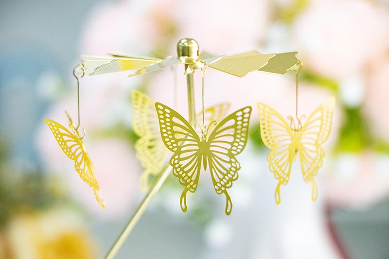 Spinning Metal Butterfly Aromatherapy Candle