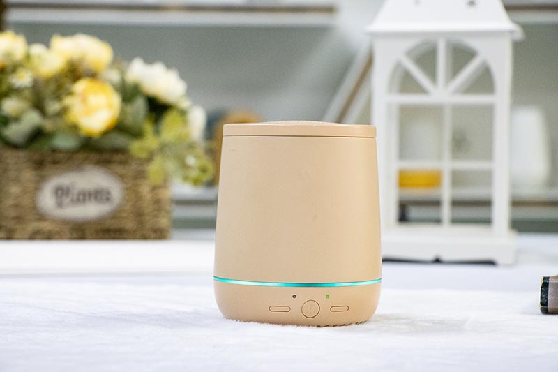 Aroma Diffuser with EVA Beads & 3-Color LED Light Strip