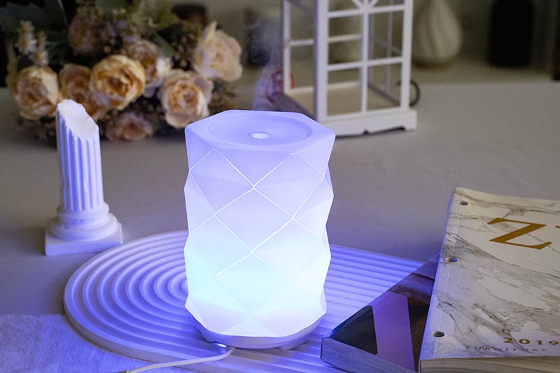 Electric Mist Aroma Diffuser with 3-Color LED Light