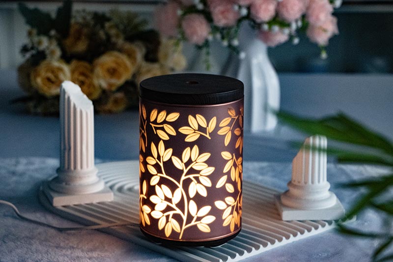 Electric Aroma Diffuser with Warm Yellow Leaf LED Light & Mist