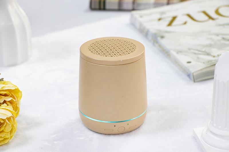 Aroma Diffuser with EVA Beads & 3-Color LED Light Strip