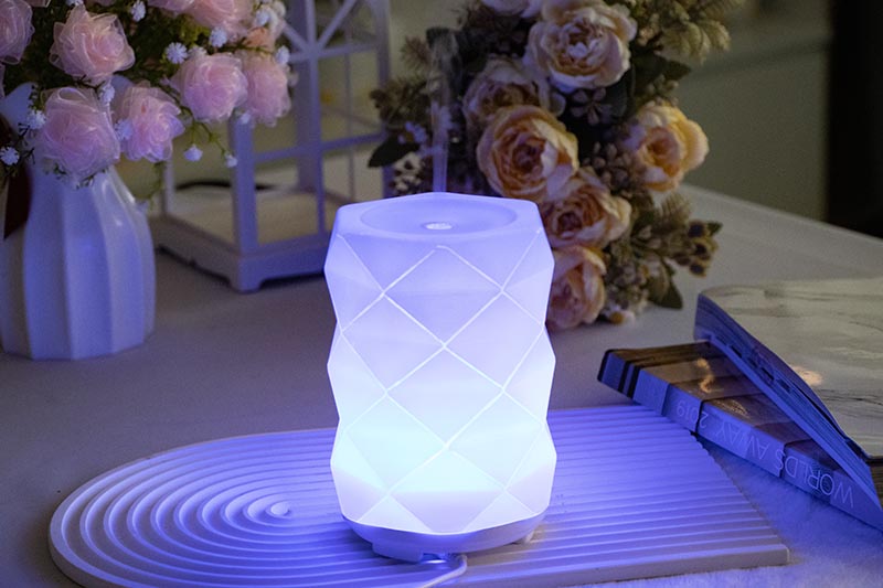 Electric Mist Aroma Diffuser with 3-Color LED Light