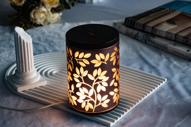 Electric Aroma Diffuser with Warm Yellow Leaf LED Light & Mist