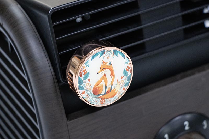 Cute Fox Zinc Alloy Car Diffuser with Epoxy Finish