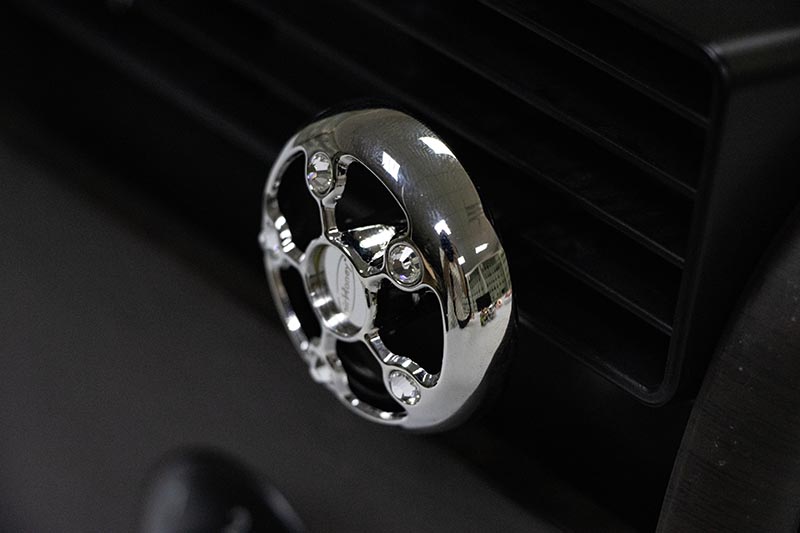 Luxury Silver Car Vent Diffuser with Sparkling Crystals