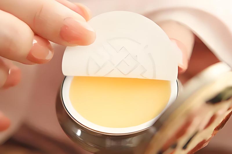 Solid Perfume in Hand-Embroidered Metal Round Box