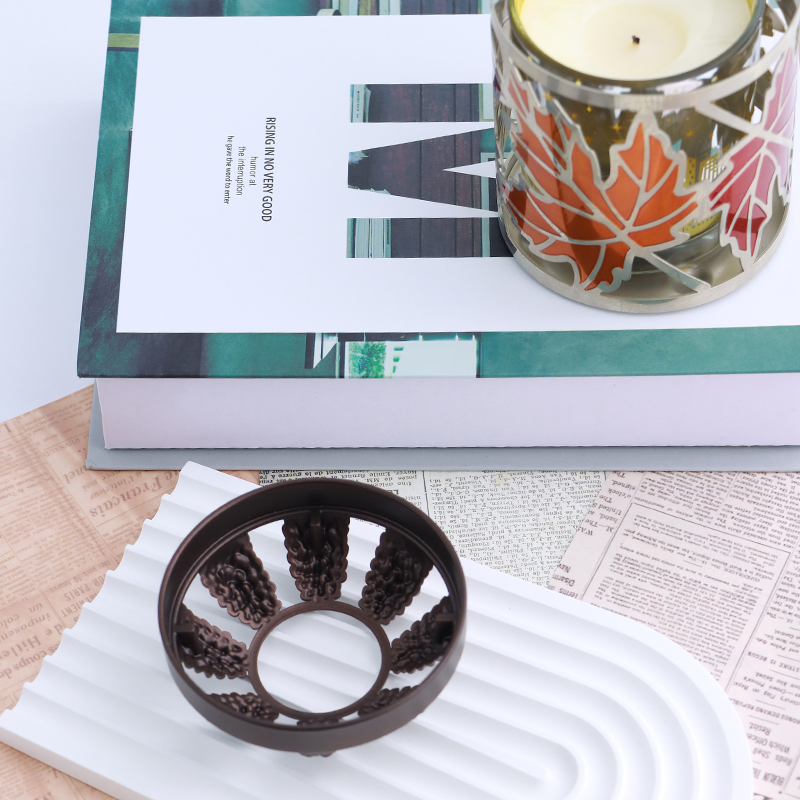 Antique Bronze Candle Lid for Style and Protection