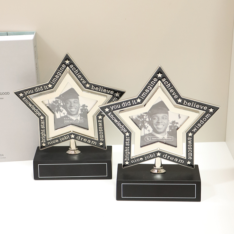 Graduation Photo Frame &ndash; Capture Your Proudest Moment