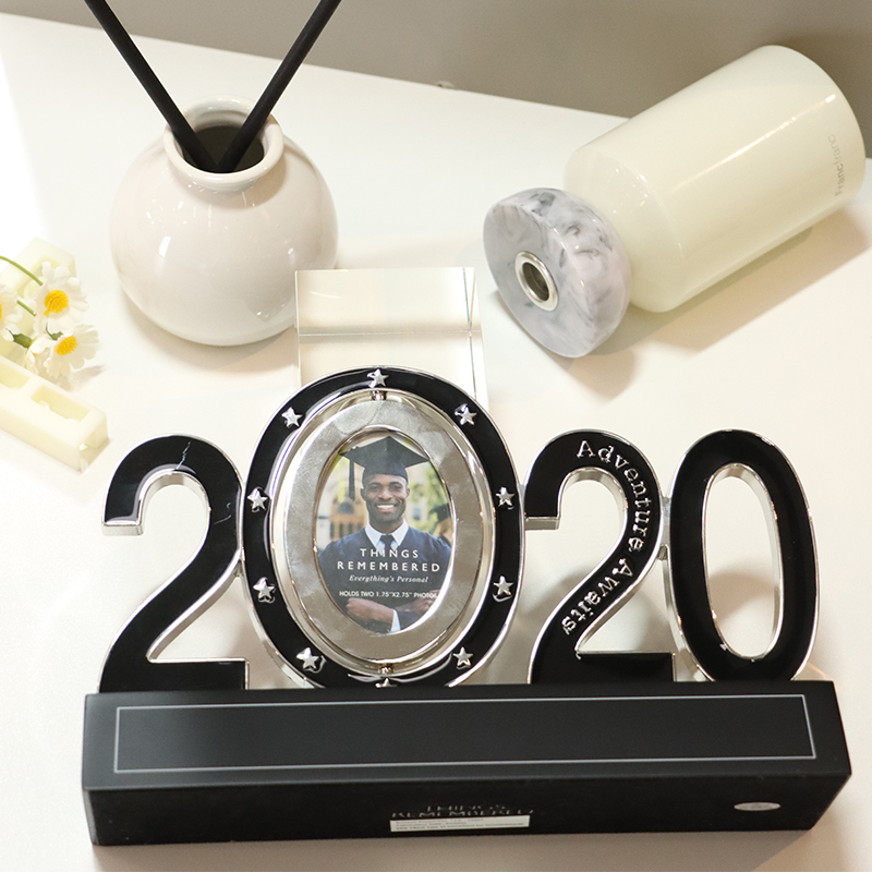 Graduation Year Photo Frame &ndash; Treasure Your Special Day