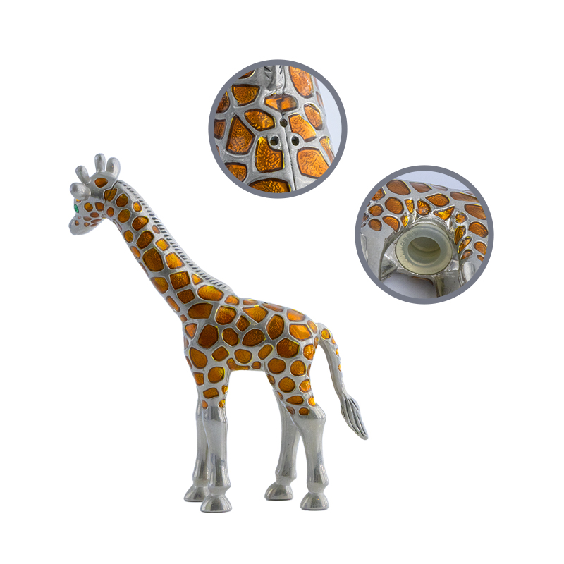 Unique Giraffe Salt & Pepper Shaker &ndash; Fun and Decorative